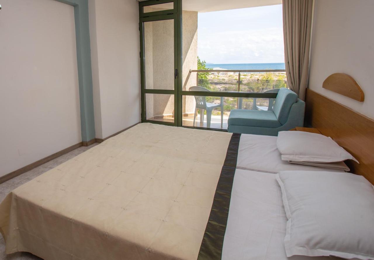 Amfibia Beach Complex Napospart Kültér fotó