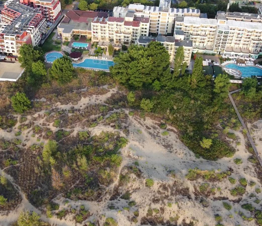 Amfibia Beach Complex Napospart Kültér fotó